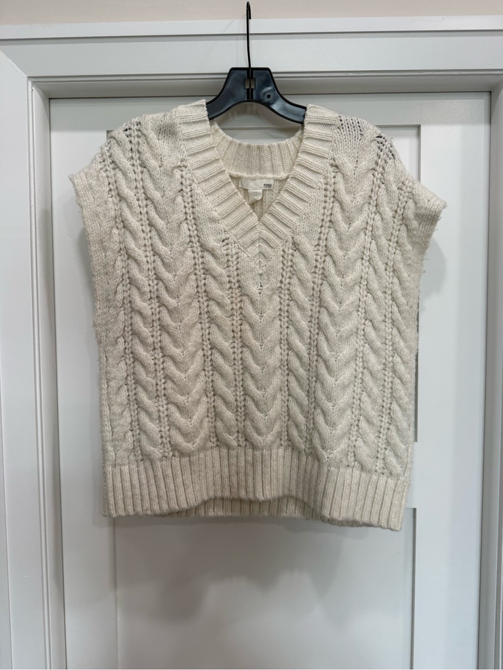 H&M Cream Cable Knit V-Neck Sweater Vest